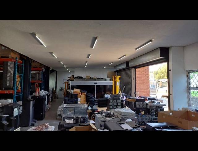 INDUSTRIAL PROPERTY TO RENT IN HENNOPSPARK